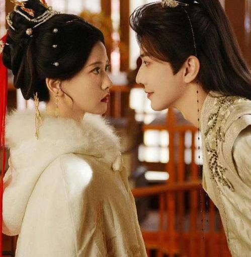 宗族想吃绝户，嫡女单开百年族谱,嫡女逆袭守护家族荣耀